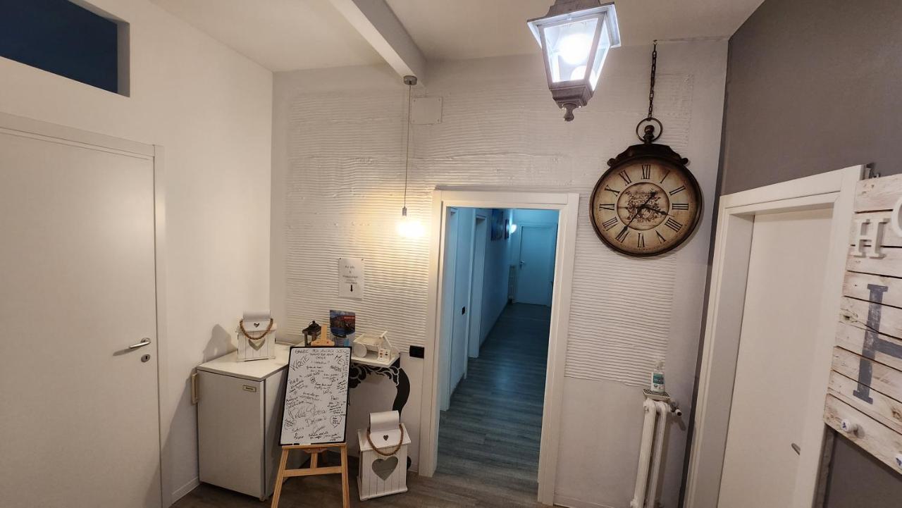 Testa O Croce Casa Vacanze มาเตรา ภายนอก รูปภาพ