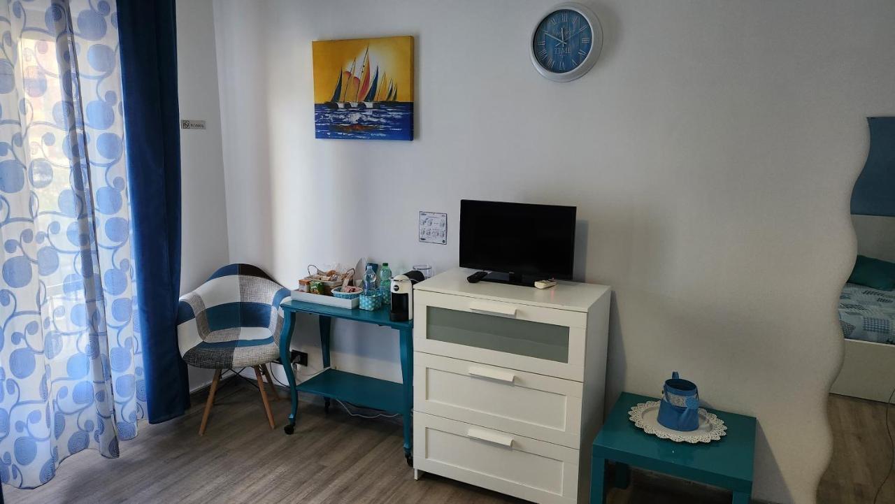 Testa O Croce Casa Vacanze มาเตรา ภายนอก รูปภาพ