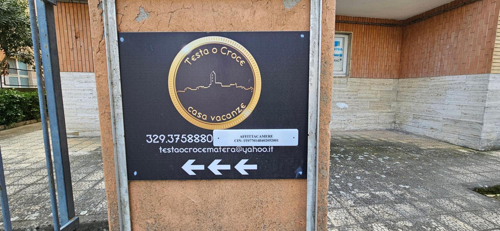 Testa O Croce Casa Vacanze มาเตรา ภายนอก รูปภาพ