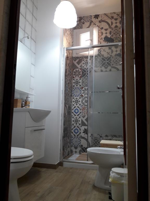 Testa O Croce Casa Vacanze มาเตรา ภายนอก รูปภาพ